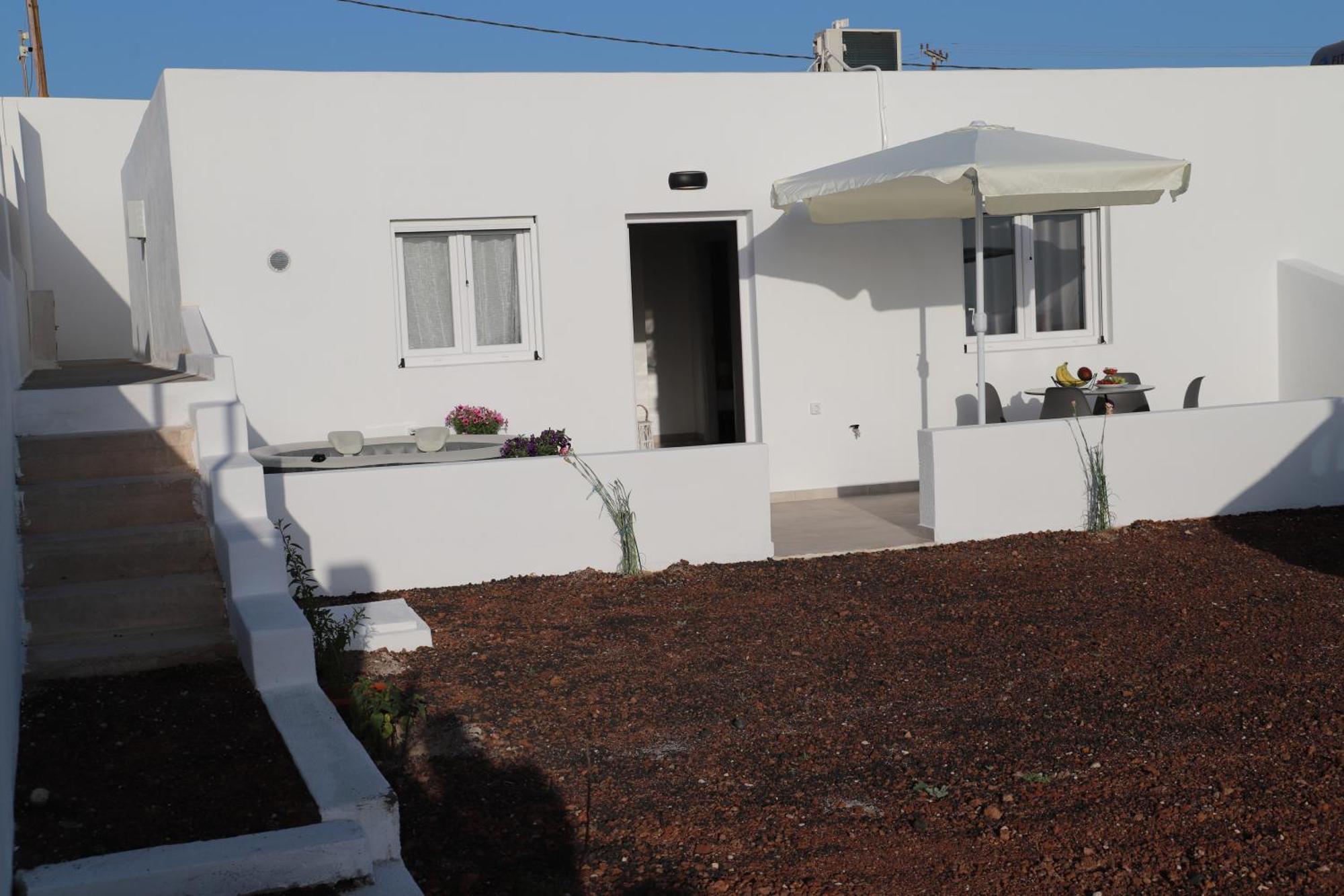 Calma Eco Houses Sunset View Emporio  エクステリア 写真